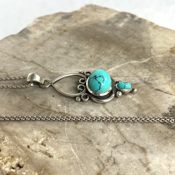 Sterling Silver 925 Scrollwork Turquoise Cabochon Pendant Necklace 16"-18" Chain - Picture 4 of 16